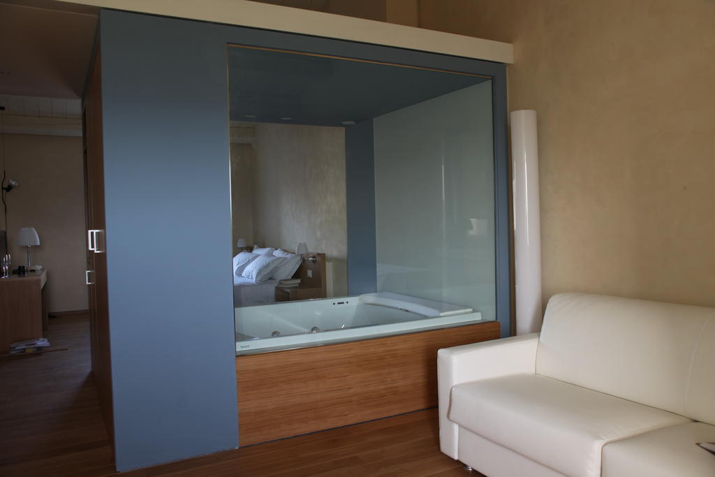 Relais Del Borgo Hotel & Spa 4 Stelle Staffolo Pokój zdjęcie